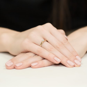 Pierścionek z Brylantem 0,15ct  z żółtego złota próba 585. W-0369